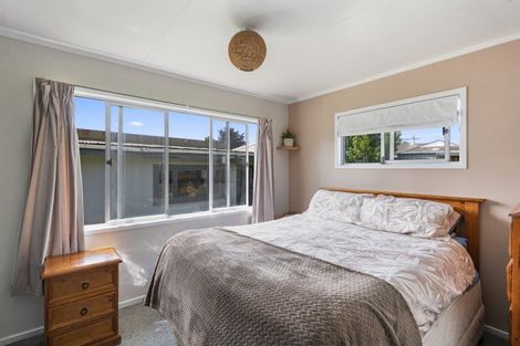 Photo of property in 9 Thackeray Place, Owhata, Rotorua, 3010