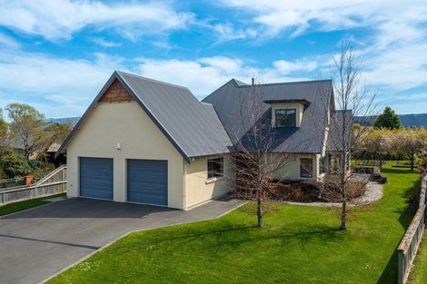 Photo of property in 6 Mallard Place, Mosgiel, 9024