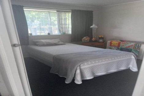 Photo of property in 17 Oreil Avenue, West Harbour, Auckland, 0618