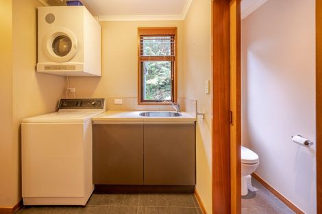 Photo of property in 200 Holmes Bay Valley Road, Pigeon Bay, 7583