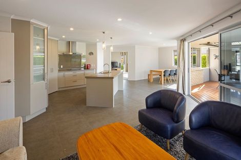 Photo of property in 26 Whitney Place, Rototuna North, Hamilton, 3210