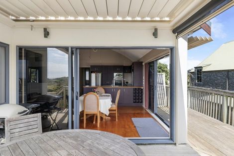 Photo of property in 14b Wakanoi Place, Bowentown, Waihi Beach, 3177