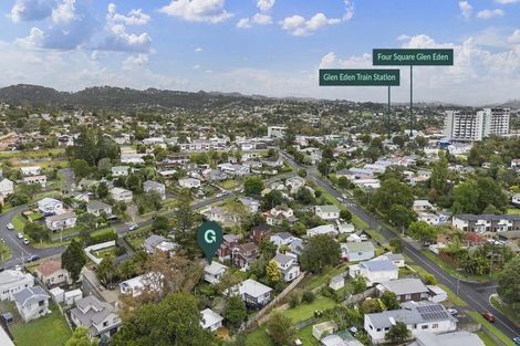 Photo of property in 36a Clayburn Road, Glen Eden, Auckland, 0602