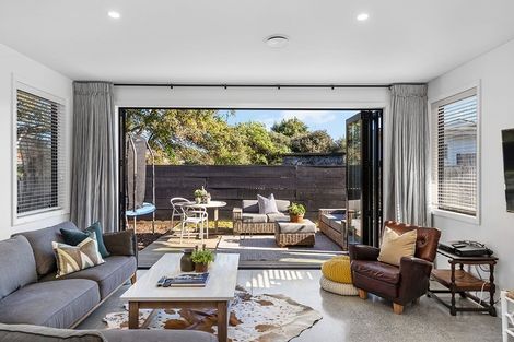 Photo of property in 55a Torino Street, Point England, Auckland, 1072