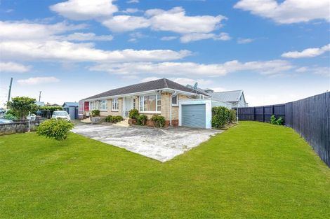 Photo of property in 2/116 Wallace Road, Papatoetoe, Auckland, 2025