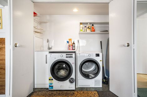 Photo of property in 112 Tangaroa Road, Whangamata, 3620