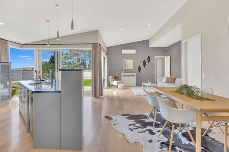 Photo of property in 129 Victory Drive, Wharewaka, Taupo, 3330