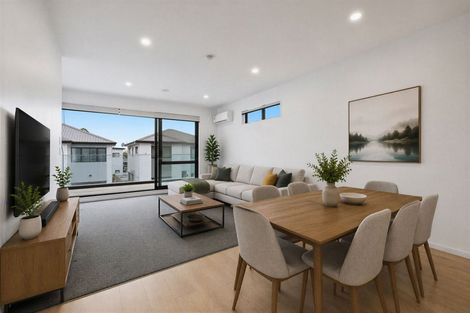 Photo of property in 2/19 Kingdale Road, Henderson, Auckland, 0610