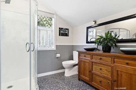 Photo of property in 181 Melbourne Road, Island Bay, Wellington, 6023