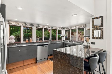 Photo of property in 17 Heaton Rhodes Place, Cashmere, Christchurch, 8022