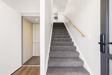 Photo of property in 1 Glendas Way, Acacia Bay, 3385