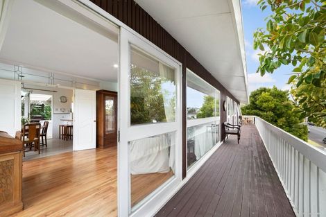 Photo of property in 20 Velma Road, Hillcrest, Auckland, 0627