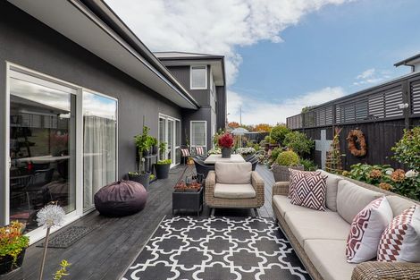 Photo of property in 152 Wairakei Road, Bryndwr, Christchurch, 8053