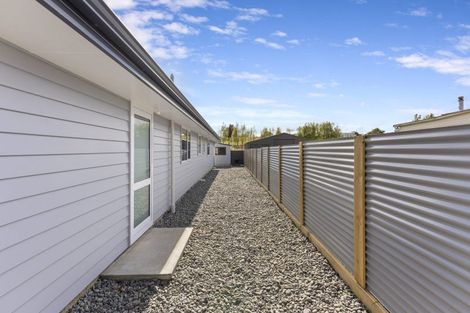 Photo of property in 82 Willoughby Street, Halcombe, 4779