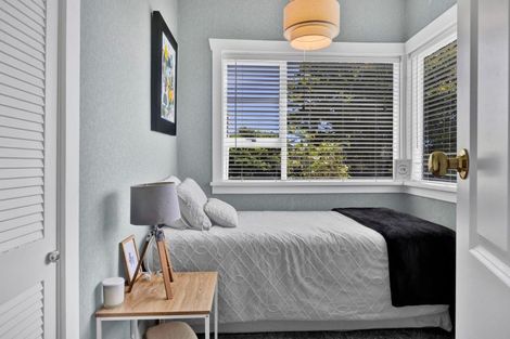 Photo of property in 44 Upjohn Street, Brooklands, New Plymouth, 4310