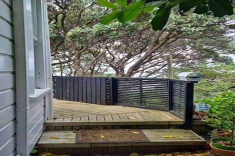 Photo of property in 4 Rangiora Avenue, Kaiwharawhara, Wellington, 6035