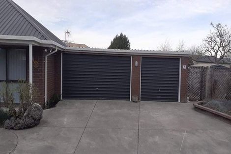 Photo of property in 11 Amdale Avenue, Broomfield, Christchurch, 8042