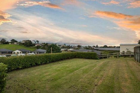 Photo of property in 8 Tohora View, Waihi Beach, 3611