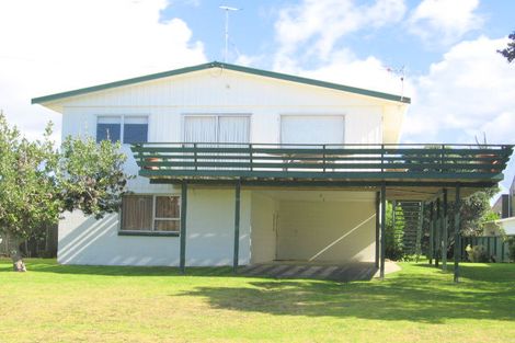 Photo of property in 119 Pipi Road, Whangamata, 3620