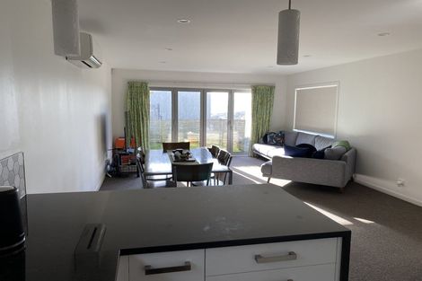 Photo of property in 150 Eskdale Road, Papakowhai, Porirua, 5024