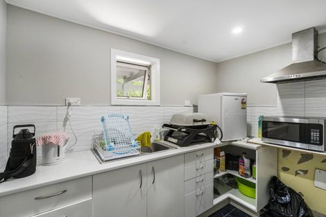 Photo of property in 1/36 Halver Road, Hillpark, Auckland, 2102