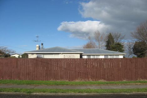 Photo of property in 63 Lincoln Road, Carterton, 5713