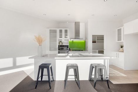 Photo of property in 16 Helen June Avenue, Flagstaff, Hamilton, 3210