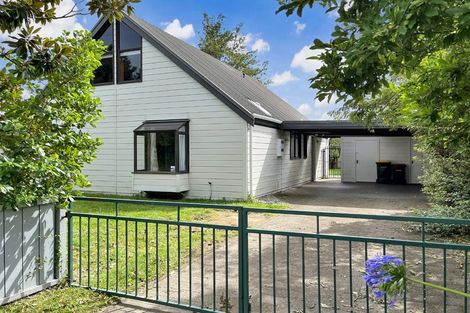 Photo of property in 6 Iles Road, Lynmore, Rotorua, 3010