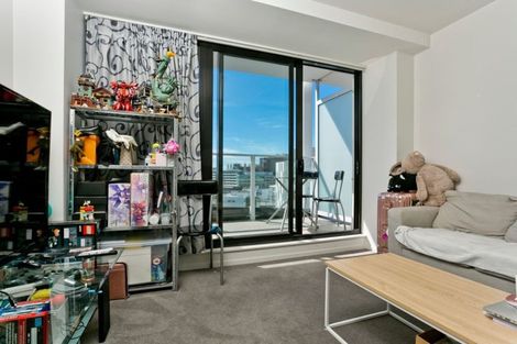Photo of property in Queen's Residences, 1402/8 Airedale Street, Auckland Central, Auckland, 1010