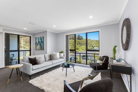 Photo of property in 163 Navigation Drive, Whitby, Porirua, 5024