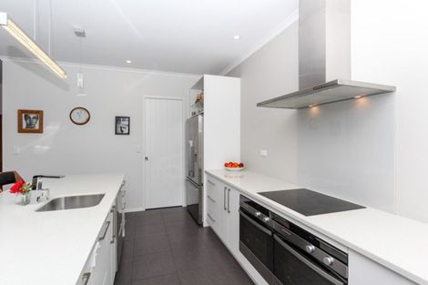 Photo of property in 70c Karamea Street, Whalers Gate, New Plymouth, 4310