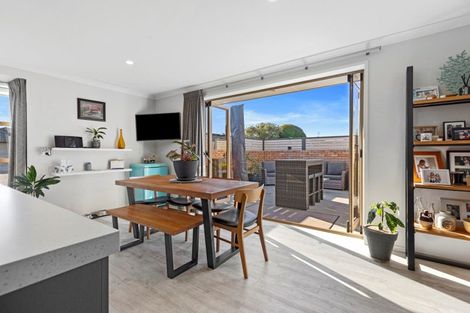 Photo of property in 1 Roxbury Place, Papamoa Beach, Papamoa, 3118