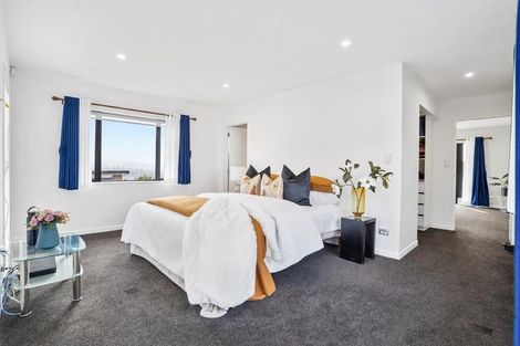 Photo of property in 1 Arataki Way, Glen Eden, Auckland, 0602