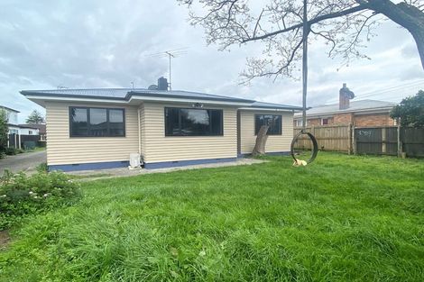 Photo of property in 1/35 Rollerson Street, Papakura, 2110