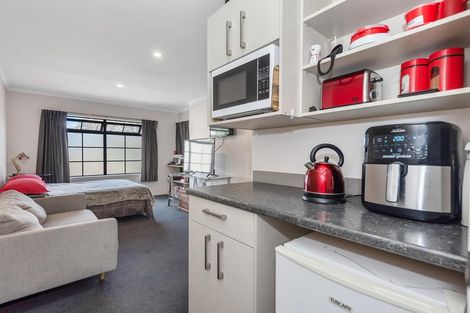 Photo of property in 1/3 Liverpool Street, Hamilton Central, Hamilton, 3204