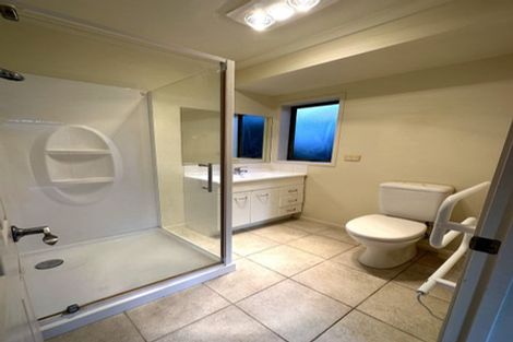 Photo of property in 19 Ballymore Drive, Pinehill, Auckland, 0632