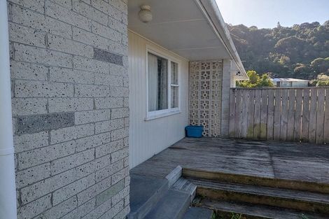 Photo of property in 2/15 Puriri Street, Wainuiomata, Lower Hutt, 5014