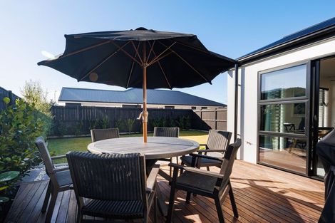 Photo of property in 7 Gratitude Way, Kelvin Grove, Palmerston North, 4414