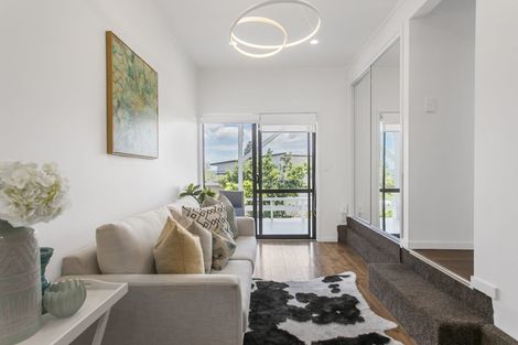Photo of property in 27 Gilfillan Street, Blockhouse Bay, Auckland, 0600