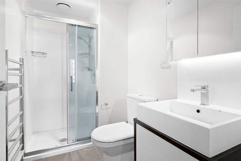 Photo of property in Queen's Residences, 2004/8 Airedale Street, Auckland Central, Auckland, 1010