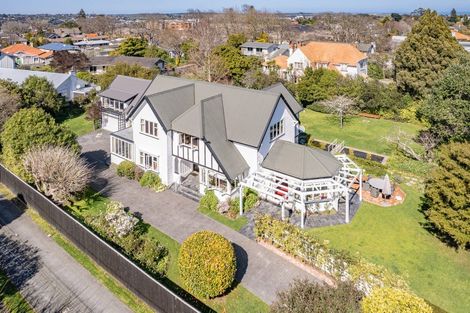 Photo of property in 32 Brassey Road, Saint Johns Hill, Whanganui, 4500