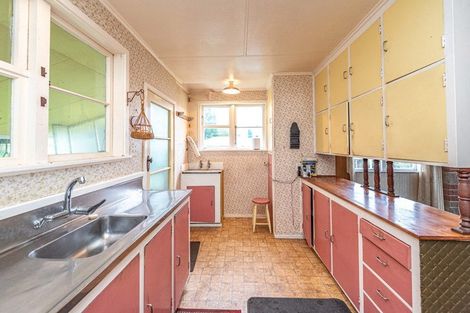 Photo of property in 49 Wairere Road, Bastia Hill, Whanganui, 4500