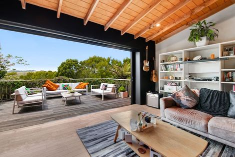 Photo of property in 170 Oyster Point Road, Kaukapakapa, Warkworth, 0984