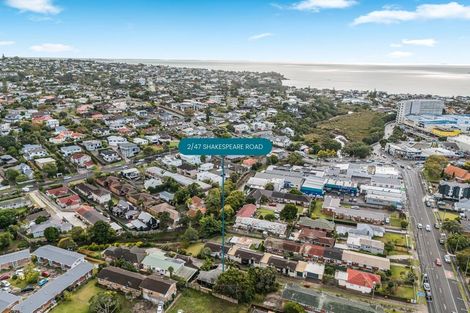 Photo of property in 2/47 Shakespeare Road, Milford, Auckland, 0620