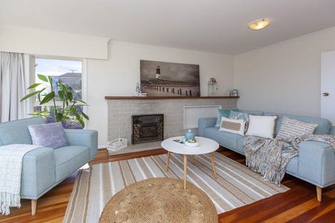 Photo of property in 9b The Esplanade, Raumati South, Paraparaumu, 5032