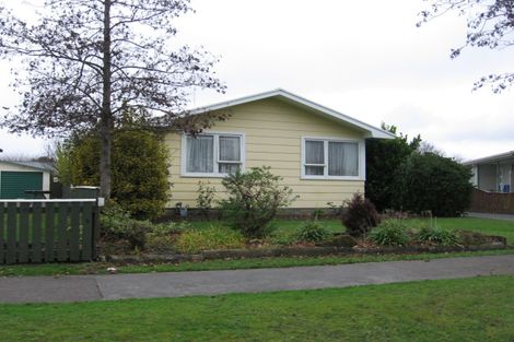 Photo of property in 20 Rhodes Drive, Kelvin Grove, Palmerston North, 4414