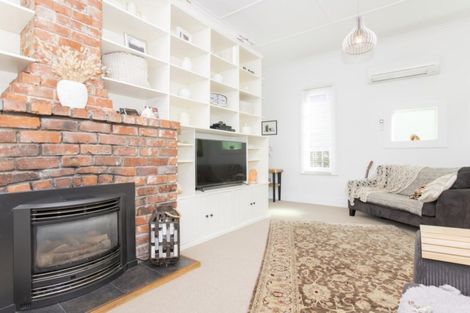 Photo of property in 337 Aberdeen Road, Gisborne, 4010