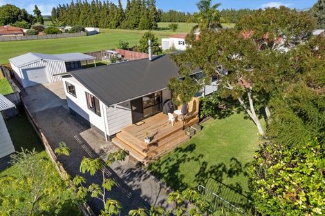 Photo of property in 15 Kanuka Place, Edgecumbe, 3120