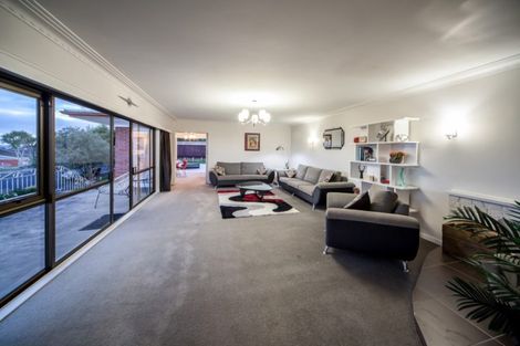 Photo of property in 5 Brooke Road, Red Hill, Papakura, 2110