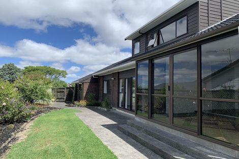 Photo of property in 20 Tatyana Place, Massey, Auckland, 0614